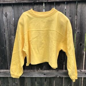 Vintage Yellow Crewneck Women's Sweater - Classic Scoop Style